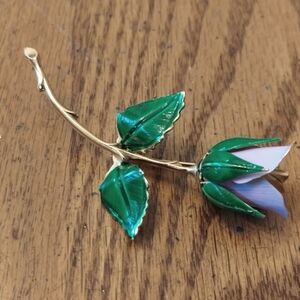 Vintage Giovanni Gold Tone Pink Rose Pin